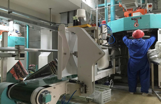 面粉自动缝口机成功进入益海嘉里集团面粉打包项目